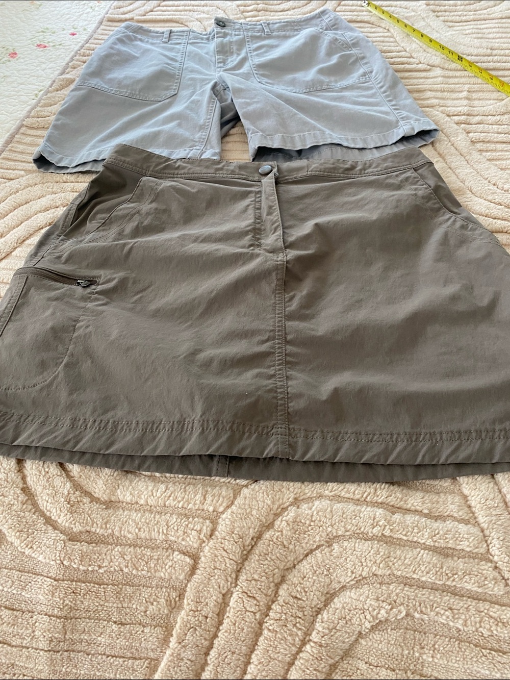 L.L. Bean bundle Olive Green Women's Skort with Zip Pocket and shorts size 10 - Picture 4 of 16